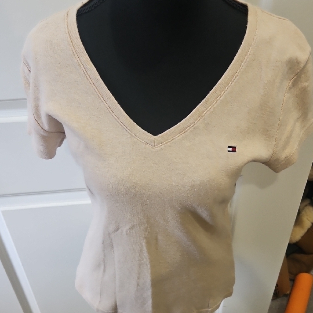 Tommy Hilfiger Women's Beige V-Neck Tee - Picture 4 of 4